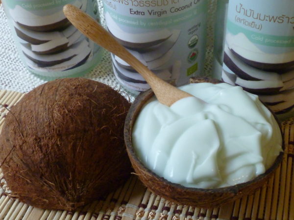 Питательная маска из кокосового масла