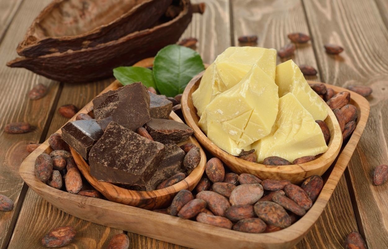 Масло какао – незаменимое средство для борьбы с кашлем у взрослых и детей